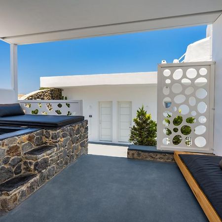 Callia Retreat Suites - Adults Only ฟิรา ภายนอก รูปภาพ
