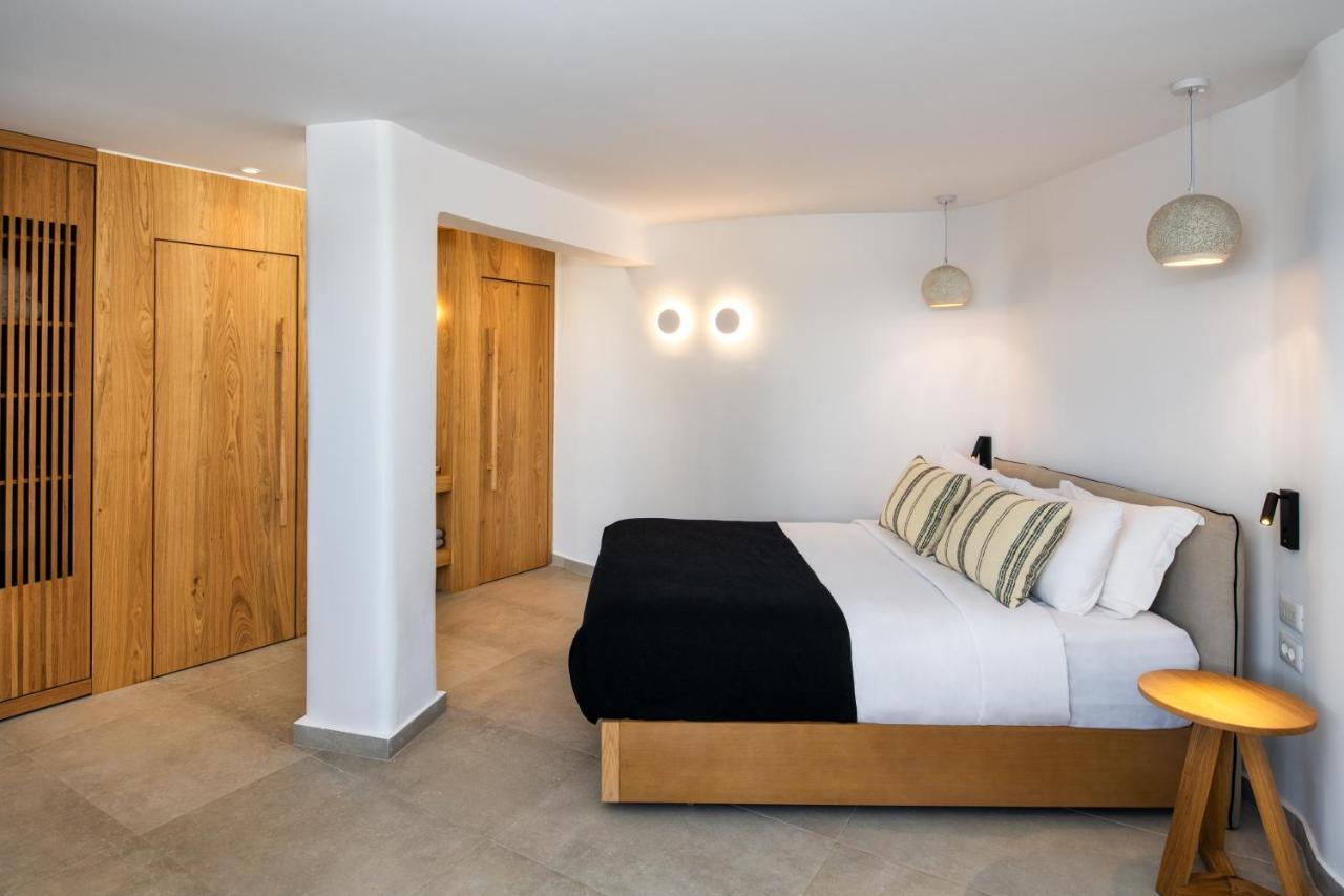 Callia Retreat Suites - Adults Only ฟิรา ภายนอก รูปภาพ