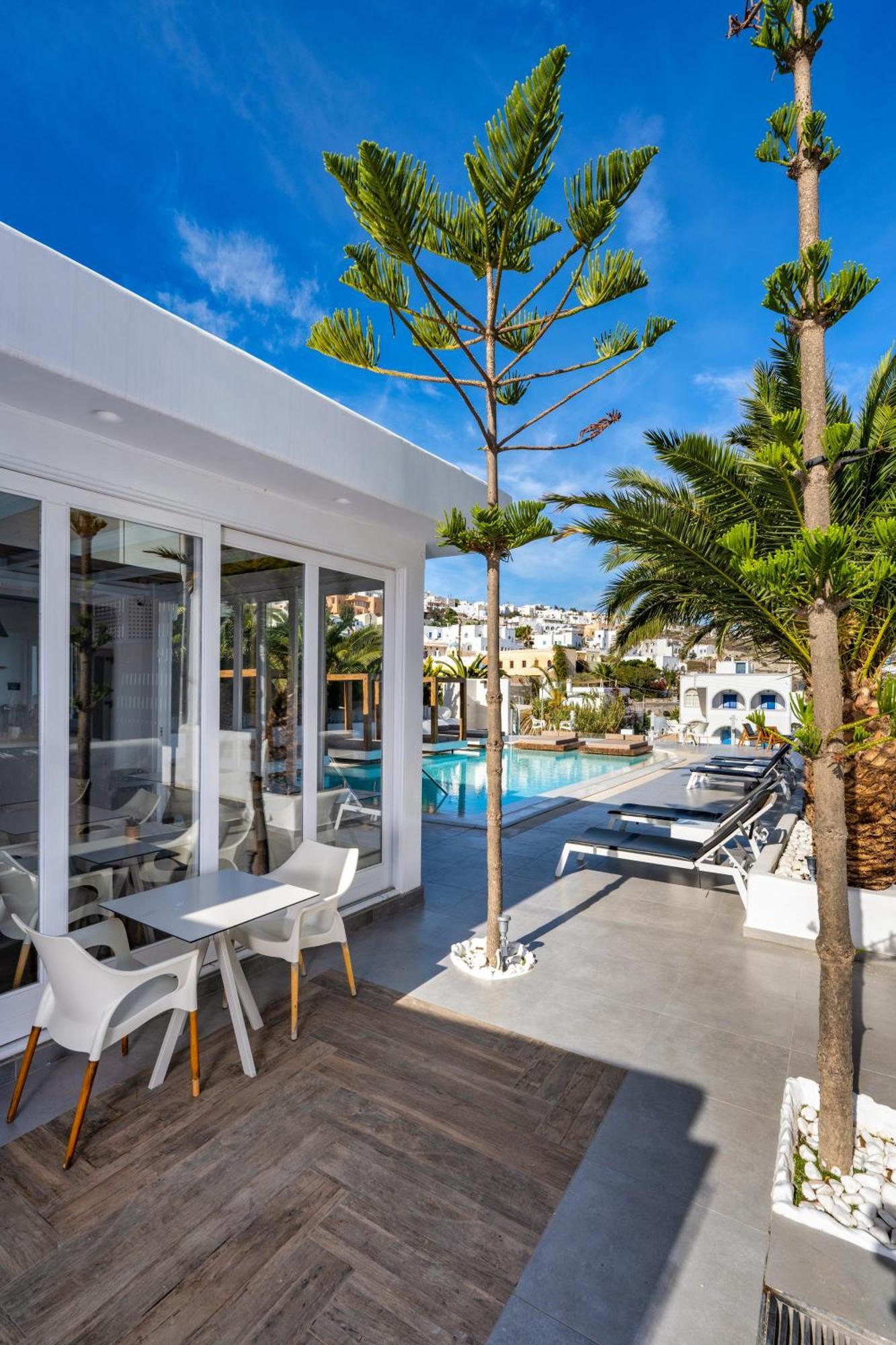 Callia Retreat Suites - Adults Only ฟิรา ภายนอก รูปภาพ