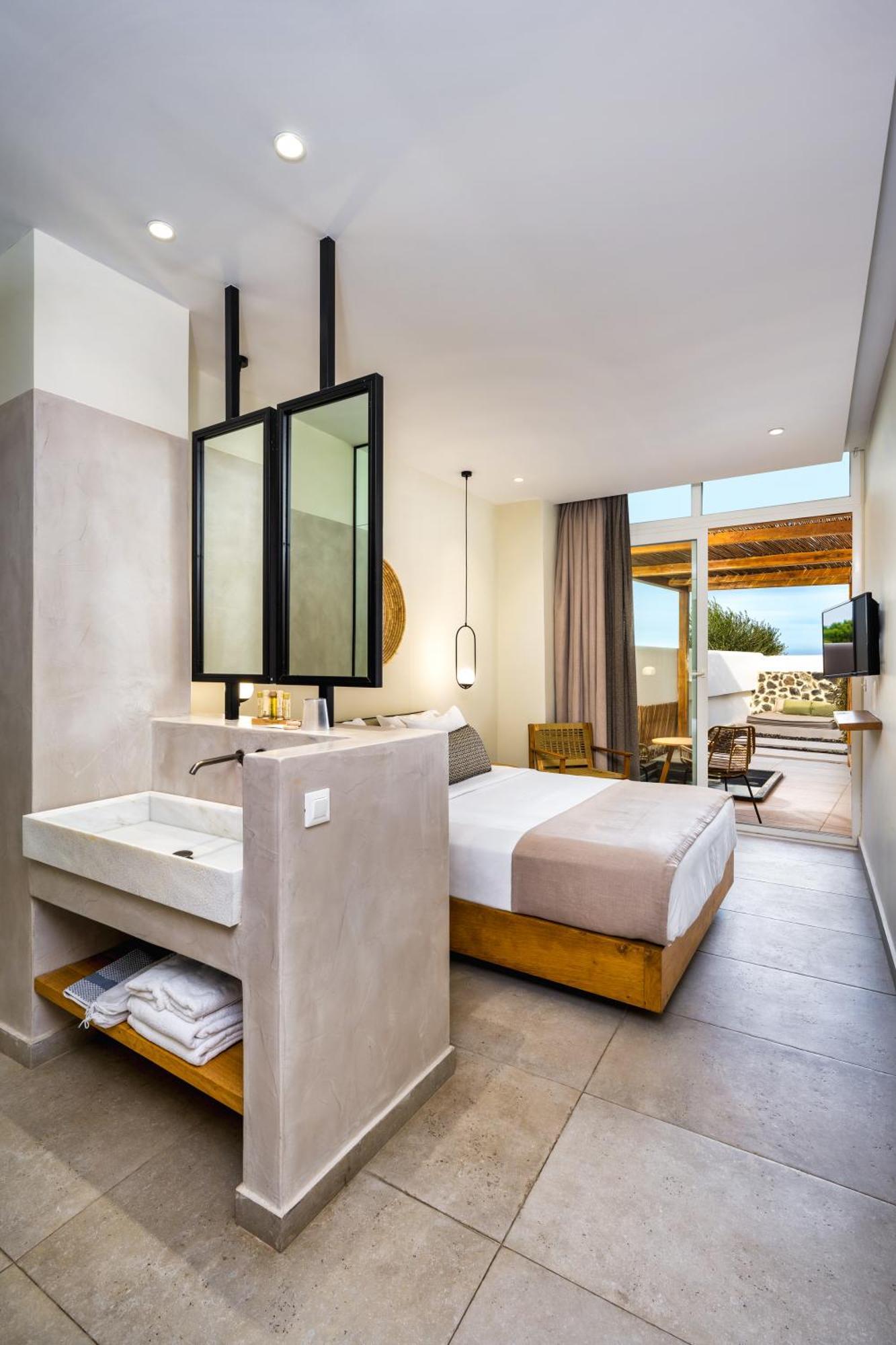 Callia Retreat Suites - Adults Only ฟิรา ภายนอก รูปภาพ