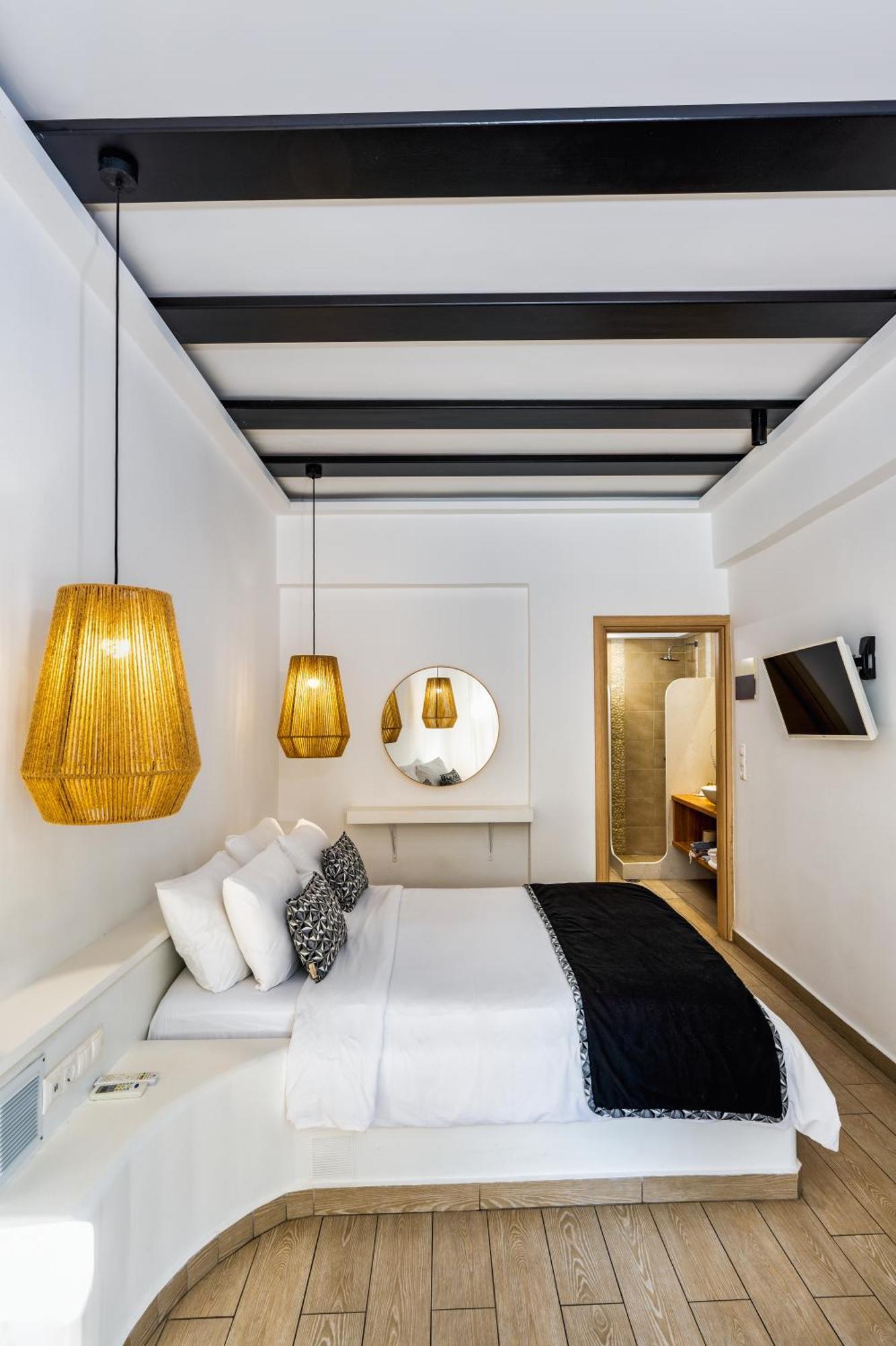Callia Retreat Suites - Adults Only ฟิรา ภายนอก รูปภาพ