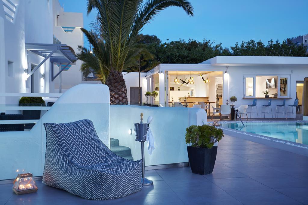 Callia Retreat Suites - Adults Only ฟิรา ภายนอก รูปภาพ