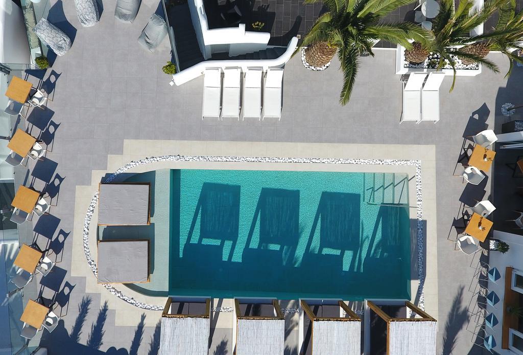 Callia Retreat Suites - Adults Only ฟิรา ภายนอก รูปภาพ