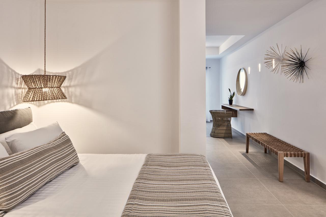 Callia Retreat Suites - Adults Only ฟิรา ภายนอก รูปภาพ