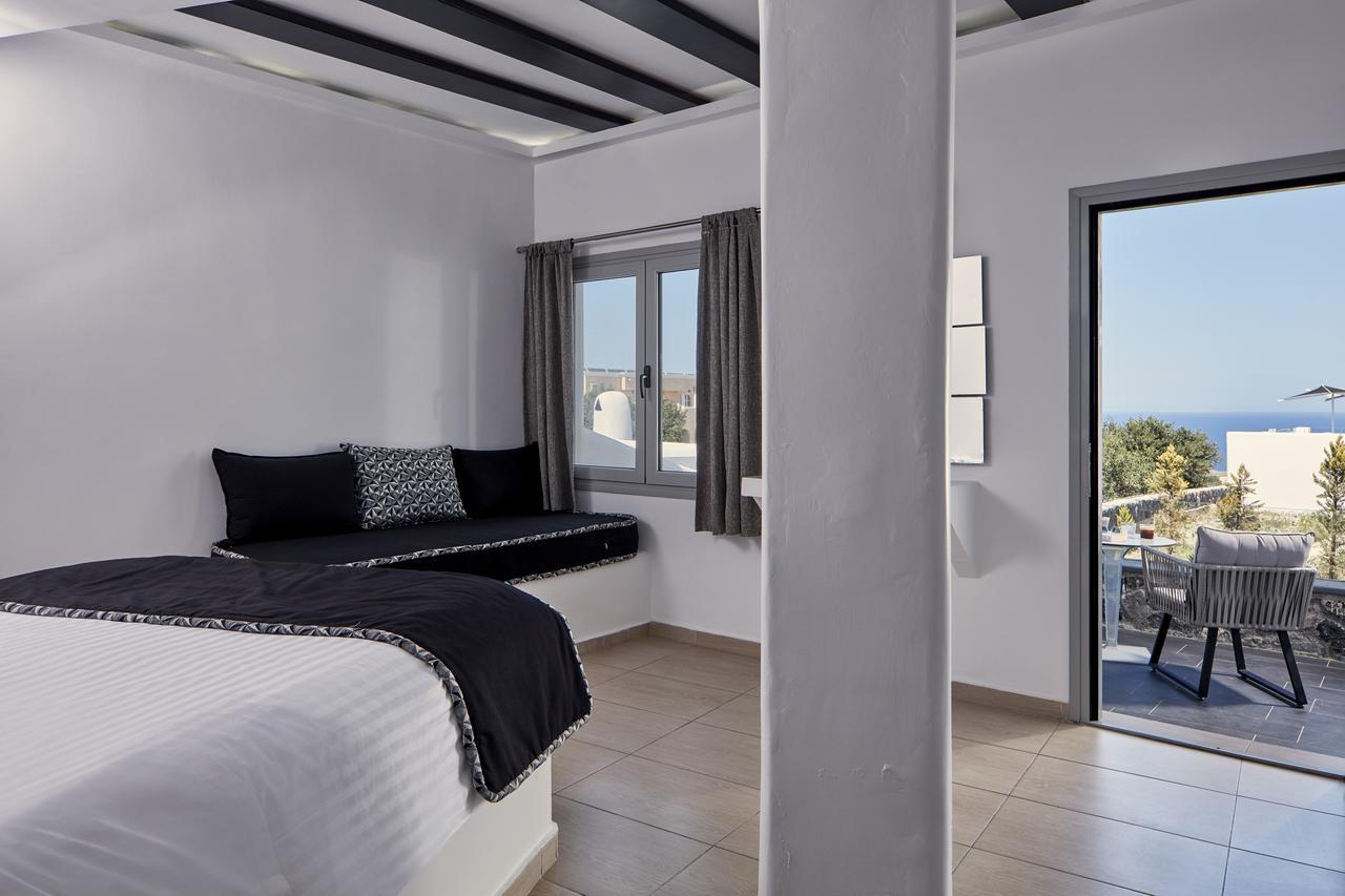 Callia Retreat Suites - Adults Only ฟิรา ภายนอก รูปภาพ