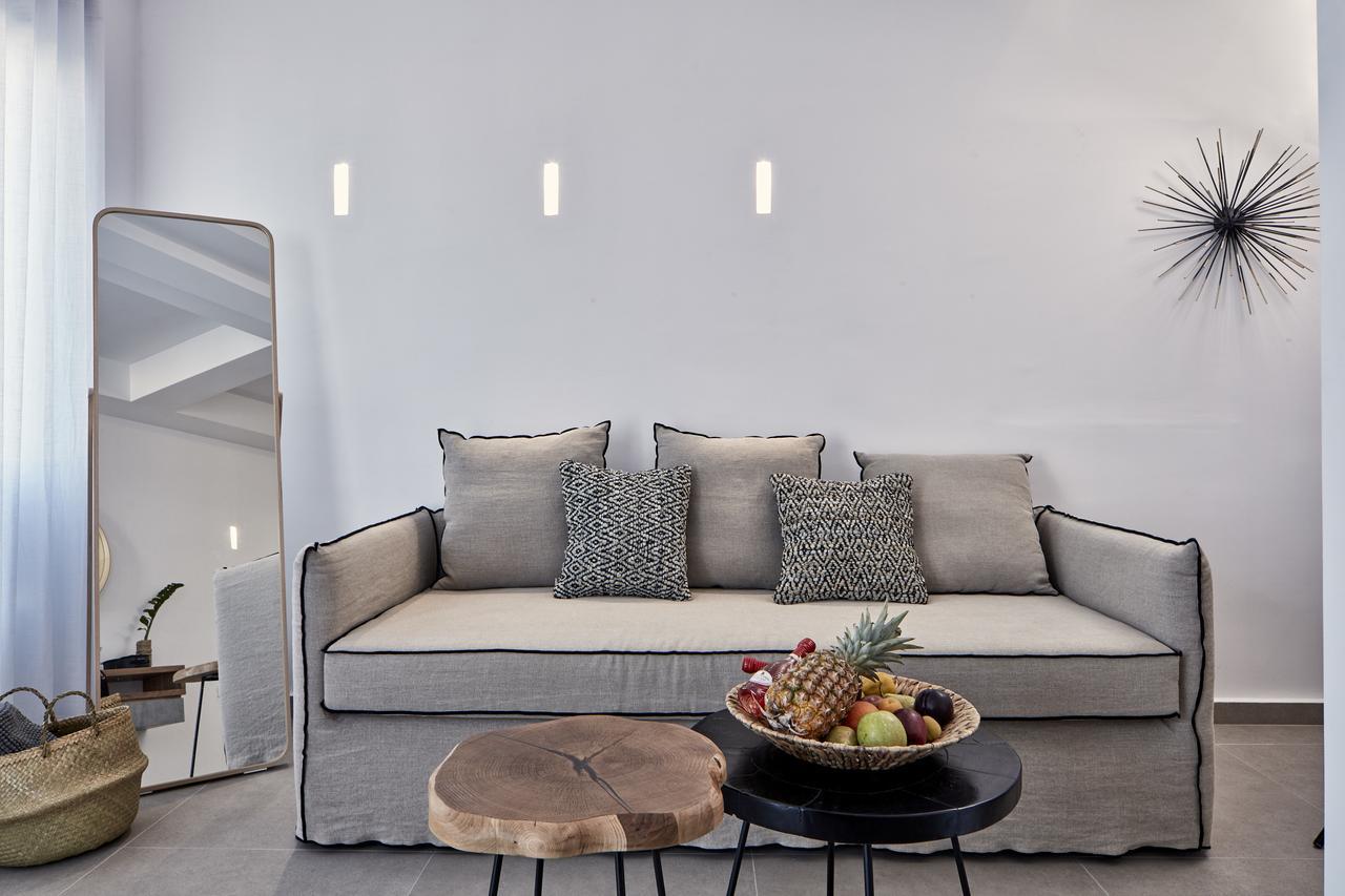 Callia Retreat Suites - Adults Only ฟิรา ภายนอก รูปภาพ