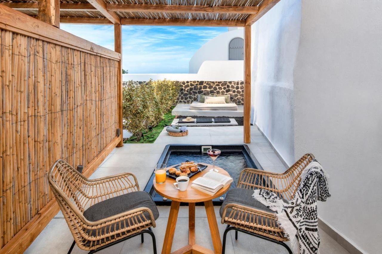 Callia Retreat Suites - Adults Only ฟิรา ภายนอก รูปภาพ